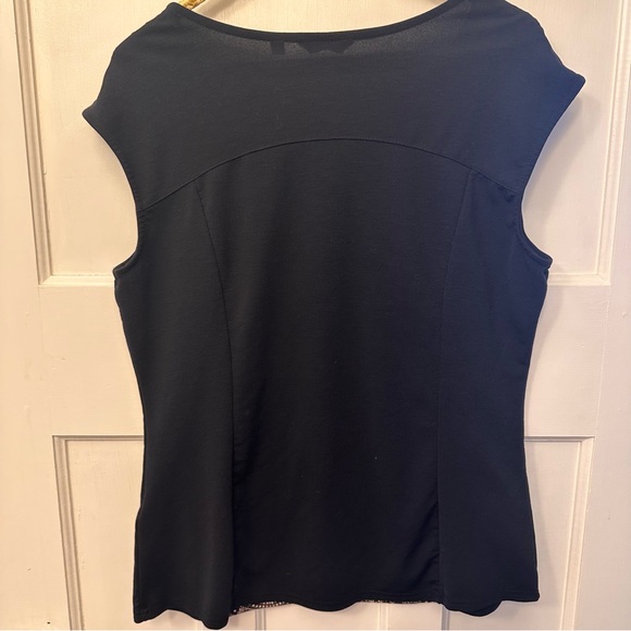 ⭐️ Reitmans Lg Black and Pink Lace Pattern Blouse - Picture 5 of 6